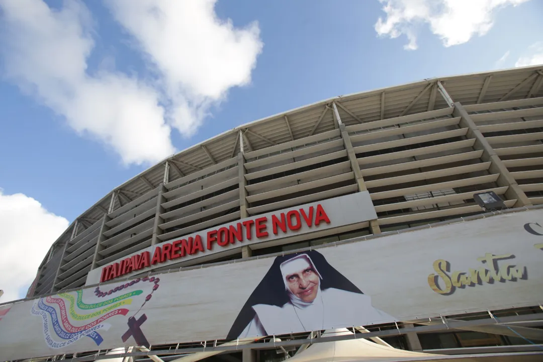 Arena receberá multidão para celebrar santa Dulce