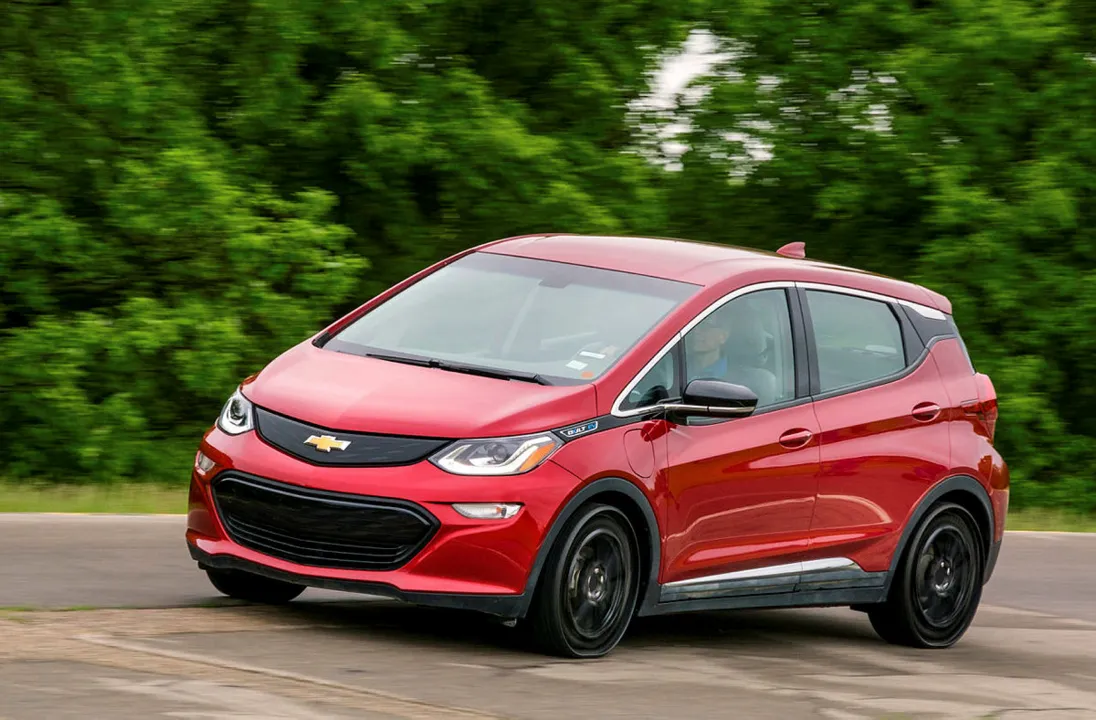 Pré-venda do elétrico Bolt EV está prestes a ser anunciada pela General Motors