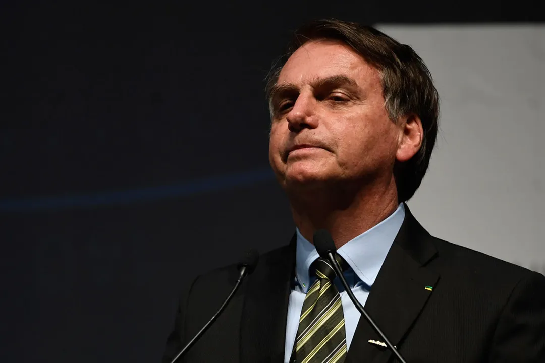 Bolsonaro lembrou que as trocas de técnicos no futebol brasileiro são uma tradição que não se repete no governo dele