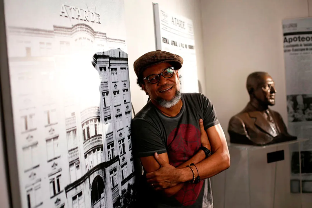 Artista fará intervenção artística na capa do impresso, que tornará a edição comemorativa rara