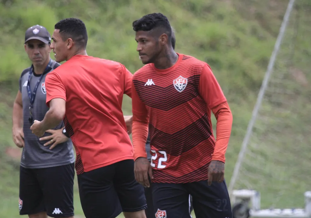 Rodrigo Andrade se recuperou de um trauma no pé