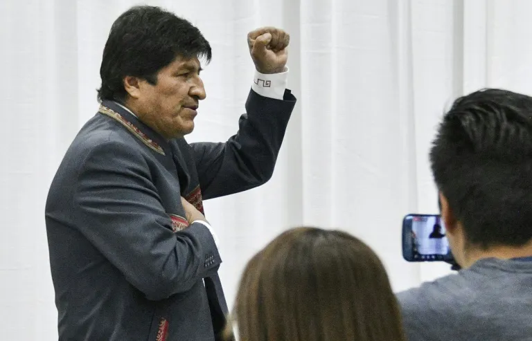 Eleições presidenciais bolivianas ocorreram no último domingo, 20