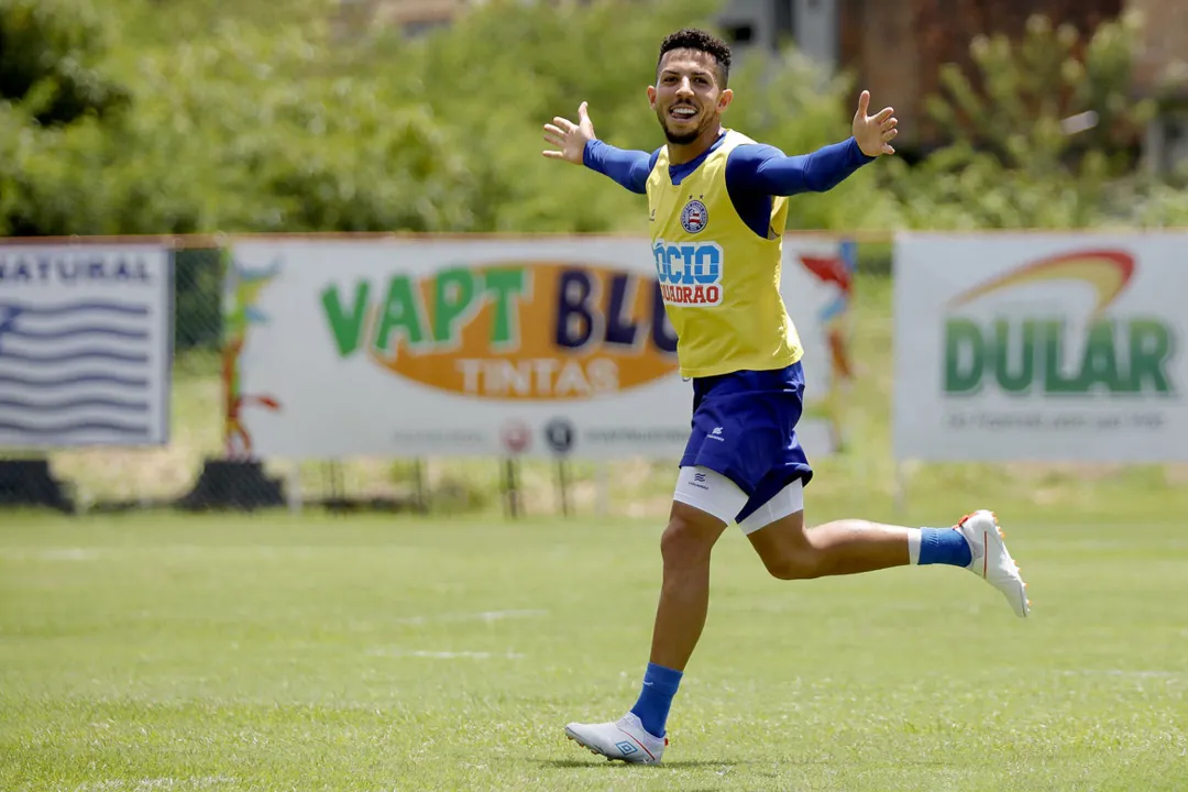 Volante Flávio pediu para equipe não temer time paulista em busca do triunfo