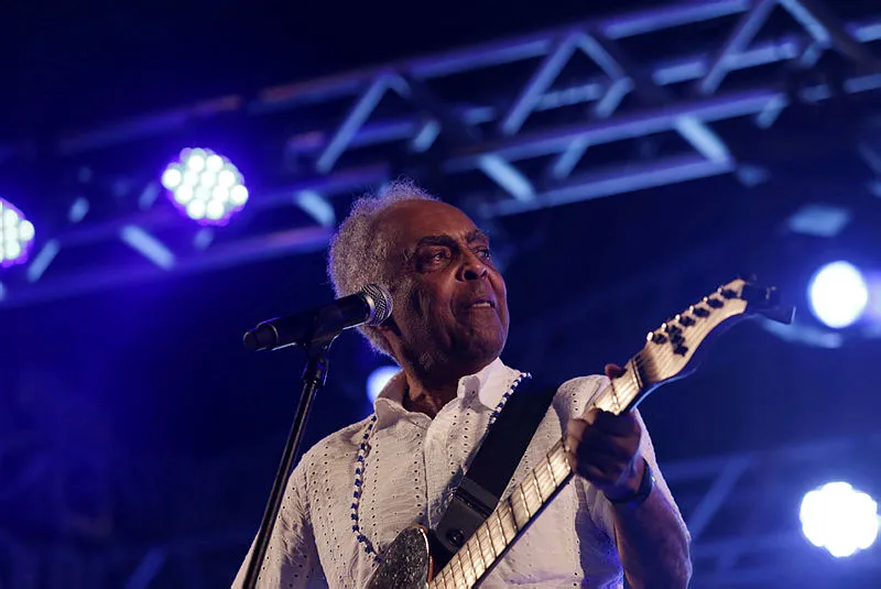 No show, Gil interpretará novos e antigos sucessos