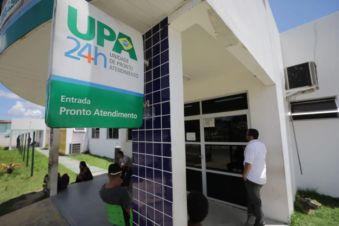 No Gravatá, a reportagem de A TARDE flagrou pacientes com tempo de espera superior a duas horas