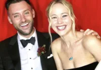 Jennifer Lawrence se casa com Cooke Maroney em mansão nos EUA