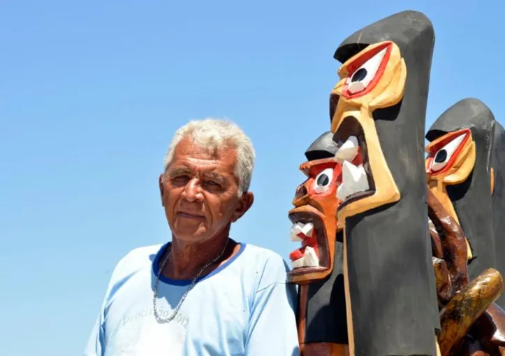 Imagem ilustrativa da imagem Artistas mantêm a tradição das carrancas no rio São Francisco