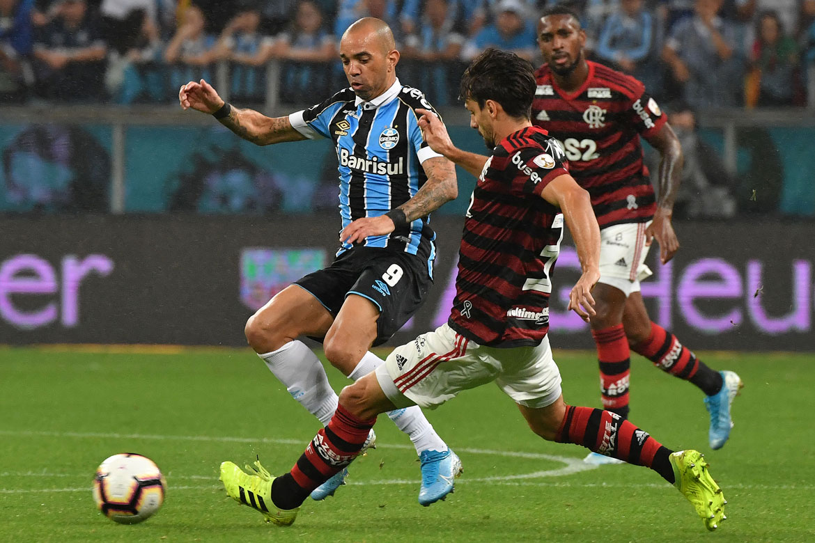 Em casa, Grêmio arranca empate com o Flamengo na 1ª semifinal da Libertadores