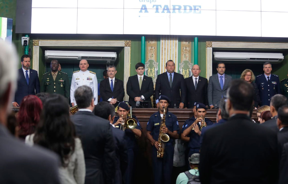 A TARDE ganha homenagem em sessão solene na Câmara de Salvador
