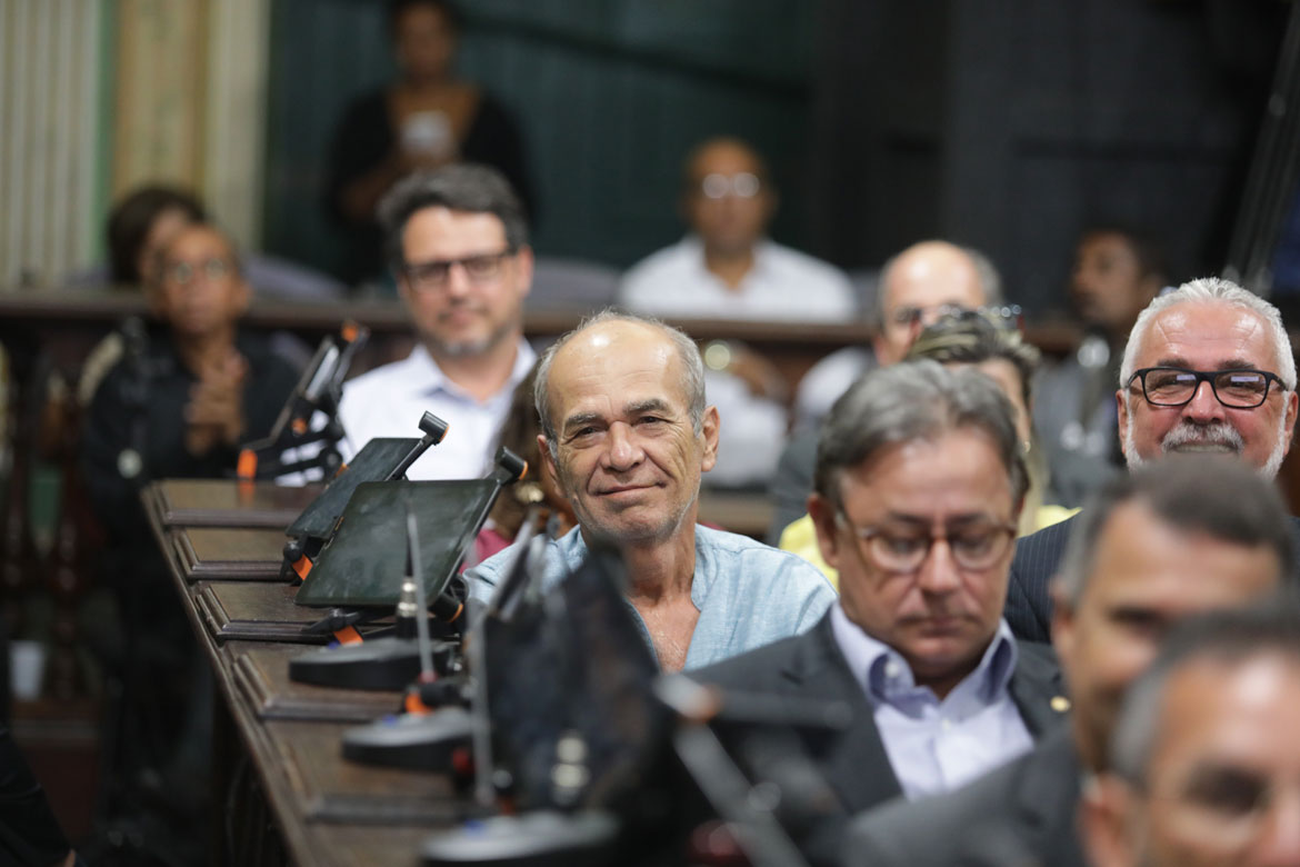 A TARDE ganha homenagem em sessão solene na Câmara de Salvador