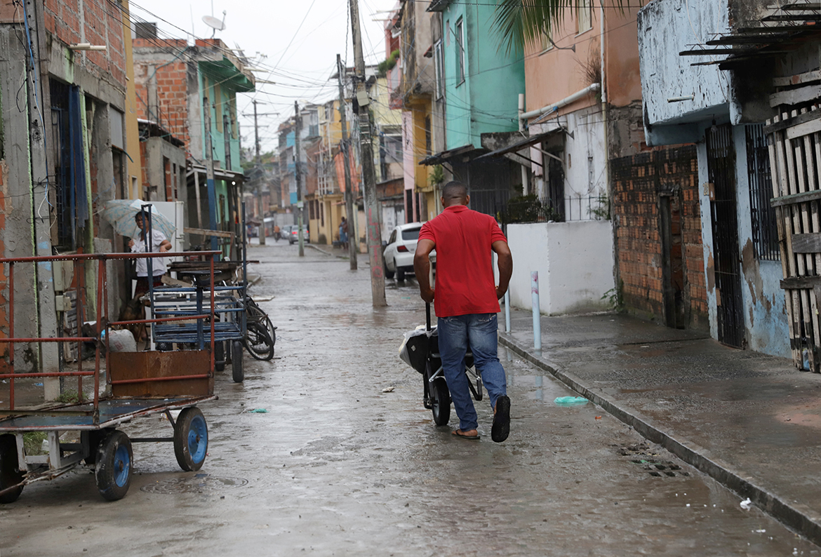 Inclusão da população periférica é desafio para planejamento da cidade