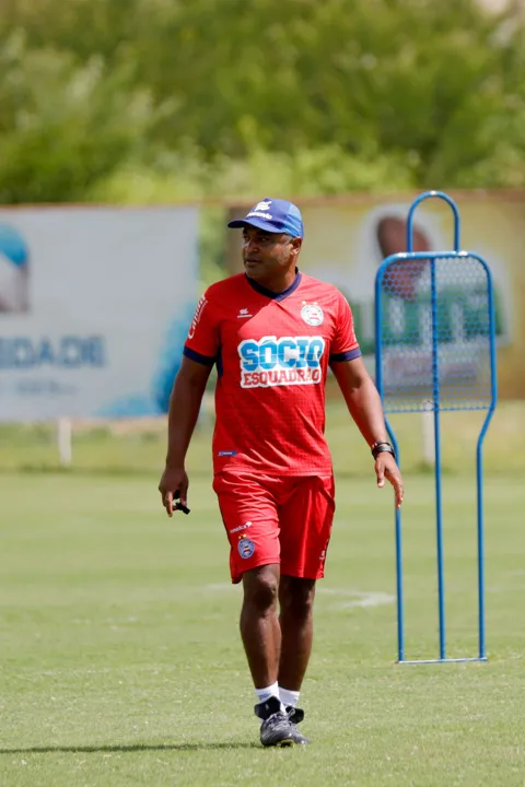 Treinador tenta fazer equipe reagir após longa sequência negativa | Felipe Oliveira | EC Bahia