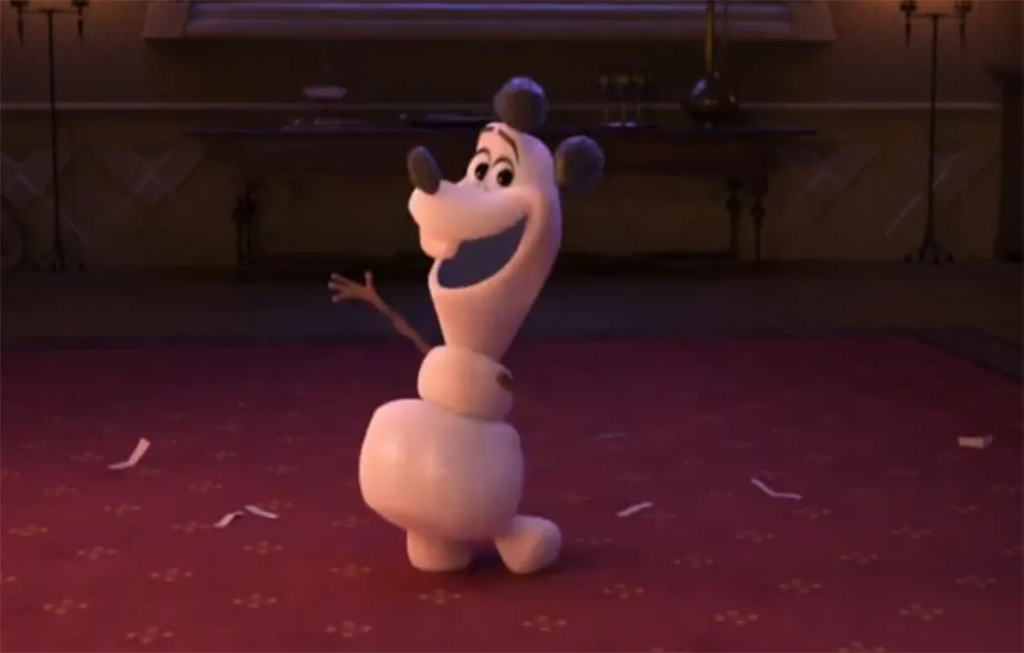 Em uma das cenas, Olaf imita um rato, fazendo referência a Mickey Mouse | Foto: Reprodução | Youtube