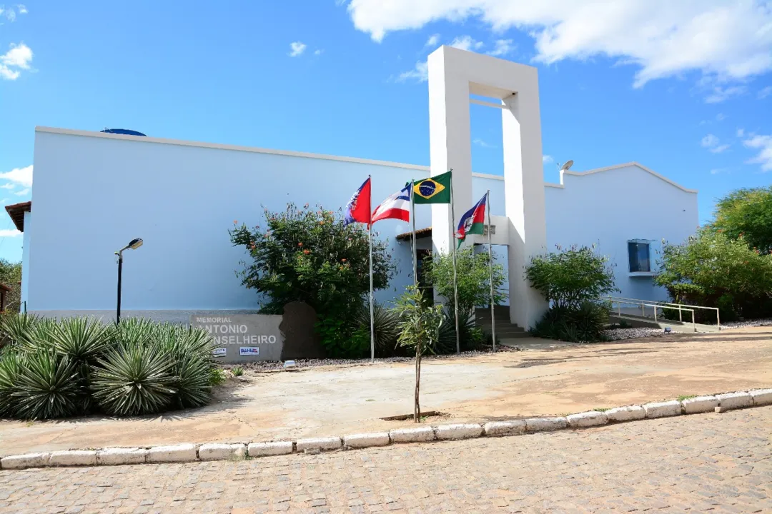 Parte da programação acontece no Memorial Antônio Conselheiro (Foto: Lequinho Oliveira | Divulgação)