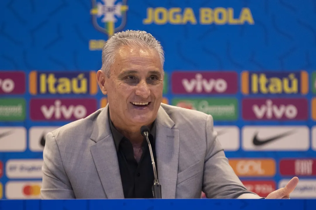 Depois de ter assumido o comando do time nacional, o treinador conduziu a equipe a uma grande campanha nas Eliminatórias da Copa | Foto: Lucas Figueiredo | CBF