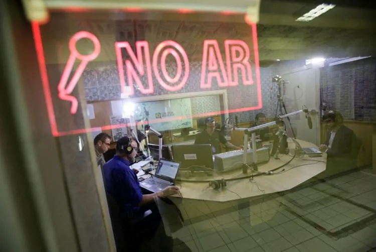 Programa Isso é Bahia está ao vivo na A TARDE FM 103,9