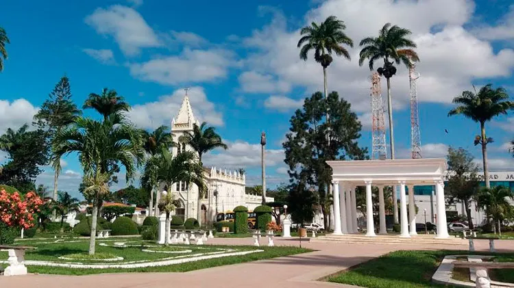 Praça Lourival Monte, no Centro de Amargosa | Reprodução