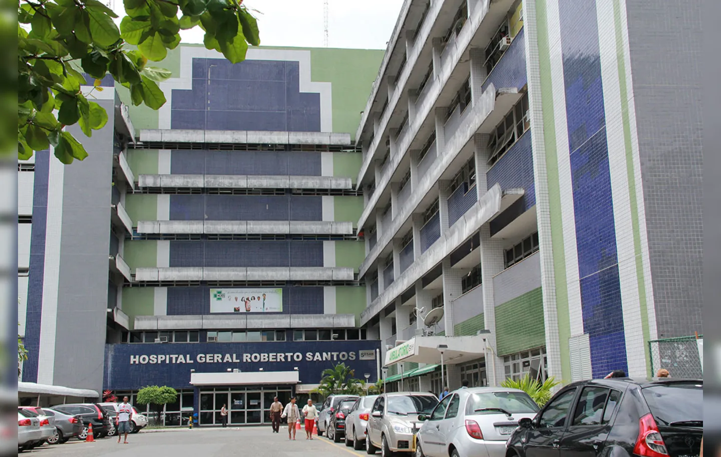 Os feridos foram encaminhados ao Hospital Geral do Estado | Joá Souza | Ag. A TARDE