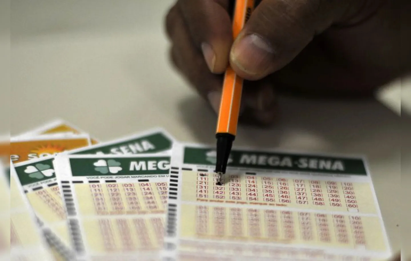 Concurso 2.211 da Mega-Sena: o sorteio será realizado nesta quarta, às 20h (horário de Brasília), em São Paulo | Foto: Marcello Casal Jr. | Agência Brasil