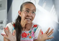 Rede lutará para fugir da "farsa da polarização" que marcará eleições, diz Heloísa Helena imagem