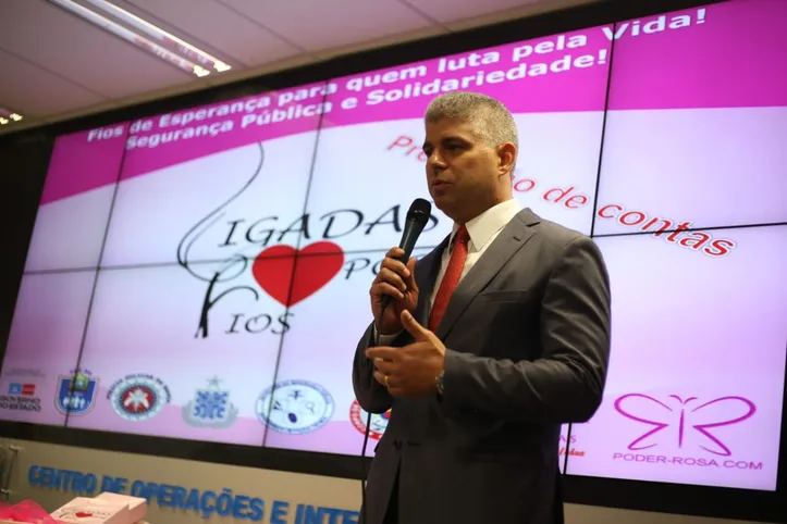 Imagem ilustrativa da imagem Campanha Ligadas por Fios arrecada mais de 100 kg de cabelo para mulheres com câncer