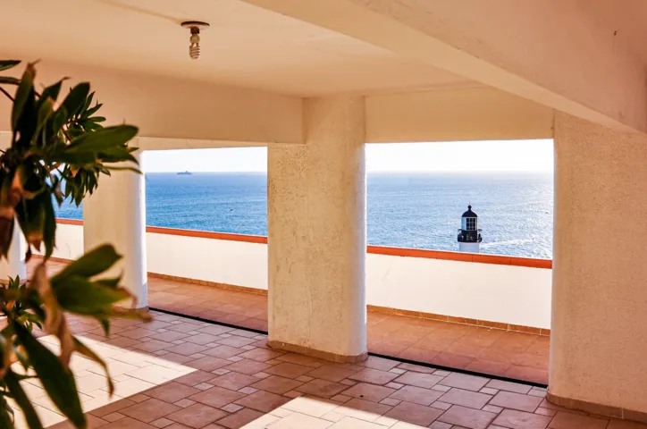 Com mais de 500 imagens, projeto que mostra ângulos inusitados do Farol da Barra vai virar livro