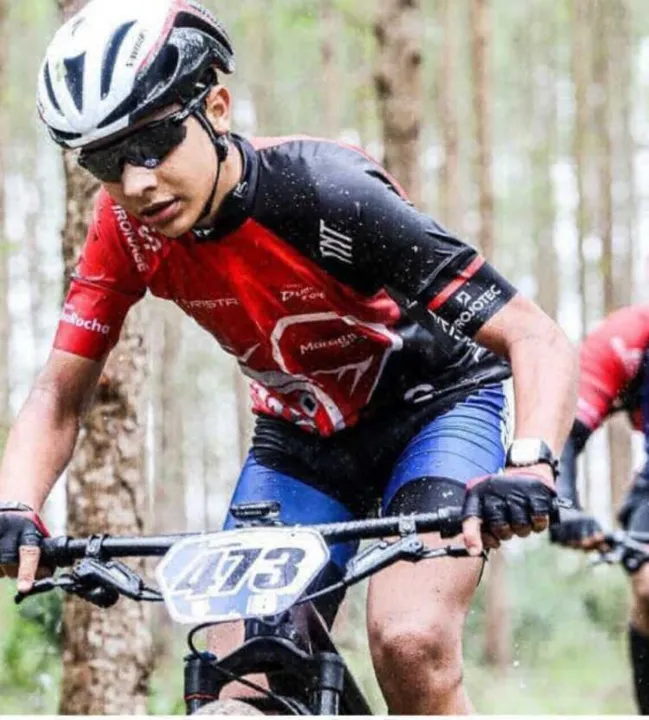 Ciclista treinava na hora do acidente | Foto: Reprodução | Redes Sociais