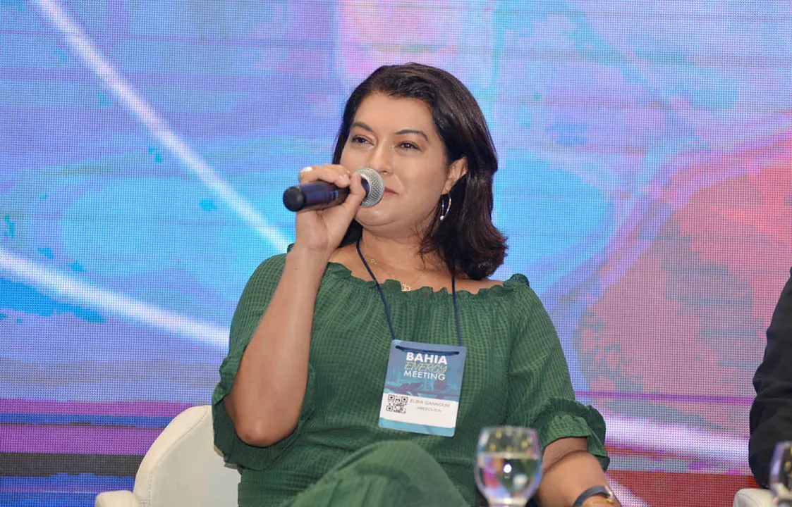 Painel teve mediação de Élbia Gannoum, presidente executiva da ABEEólica | Foto: Shirley Stolze | Ag. A TARDE