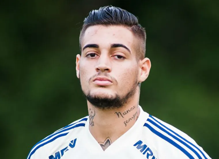 Jean atualmente é goleiro do São Paulo