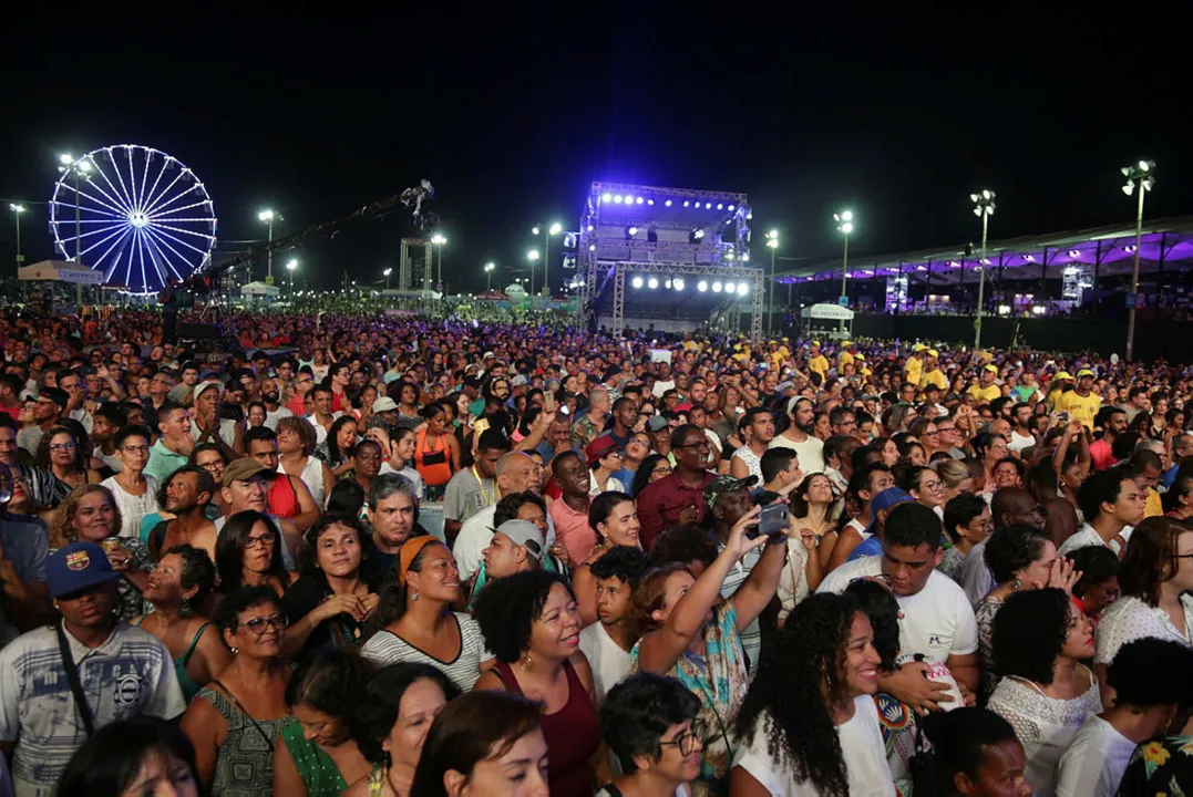 Falta de segurança com nova variante em evidência e prazo apertado foram os principais motivos para a decisão | Foto: Uendel Galter / AG.A TARDE