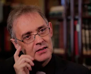Marco Lucchesi toma posse na Academia Brasileira de Letras