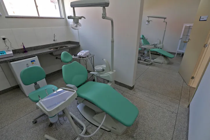 Imagem ilustrativa da imagem Centro de Atenção Psicossocial e Unidade Básica de Saúde são inaugurados em Camaçari