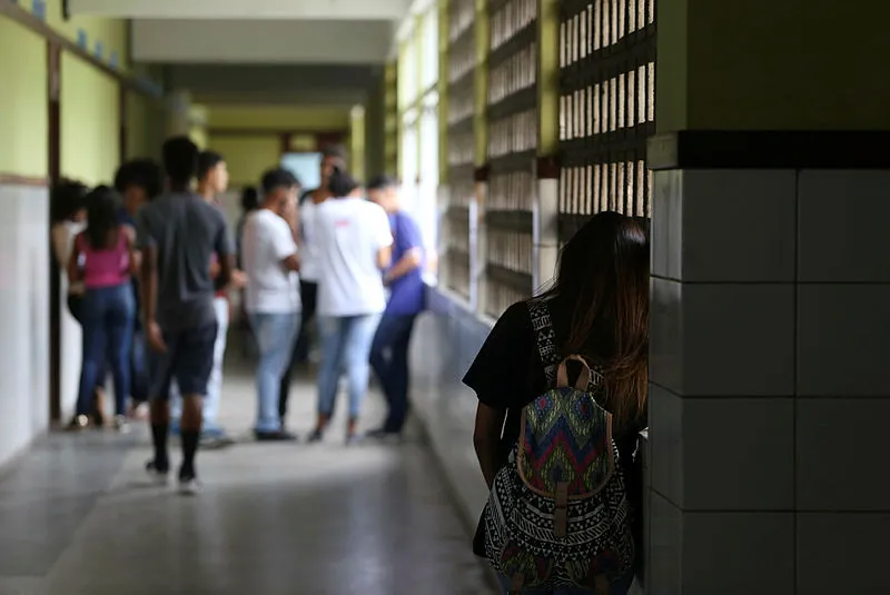 Ao todo, 176 estudantes que frequentaram o Colégio Estadual Odorico Tavares, em 2019, precisam ser transferidos para outras instituições próximas | Foto: Joá Souza | Ag. A TARDE