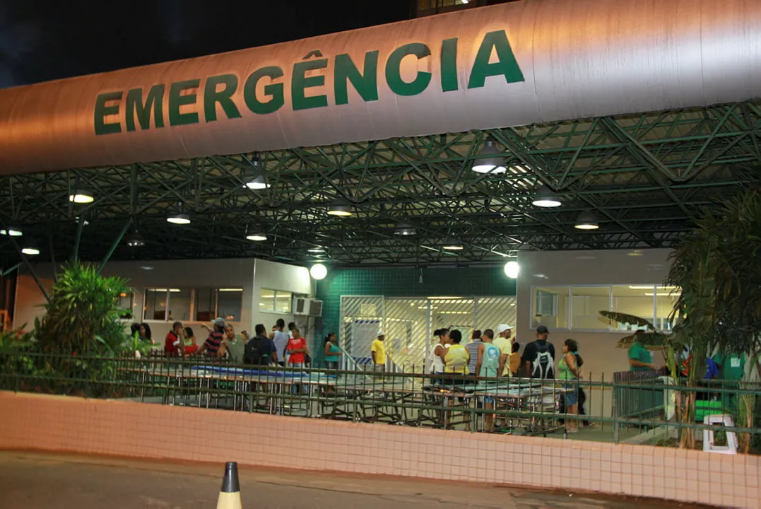 Vítima foi socorrida para o Hospital Geral do Estado (HGE)