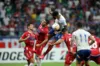 Bahia goleia o Nacional, faz as pazes com torcida e sai em vantagem na 'Sula'