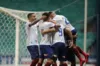 Bahia goleia o Nacional, faz as pazes com torcida e sai em vantagem na 'Sula'