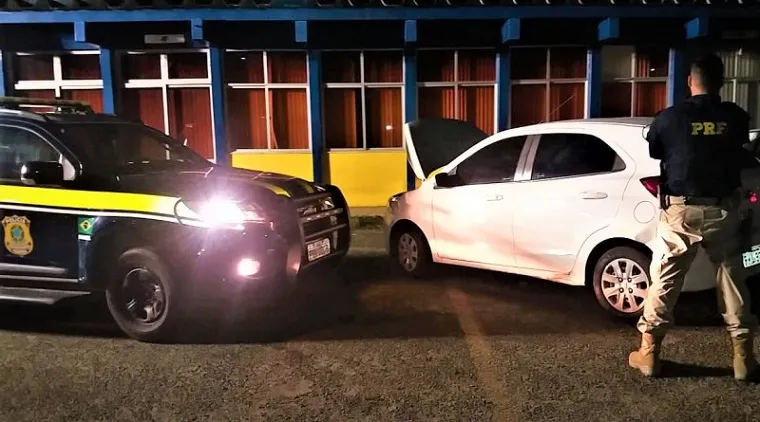 Veículo havia sido roubado há 15 dias em Salvador | Foto: Divulgação | PRF