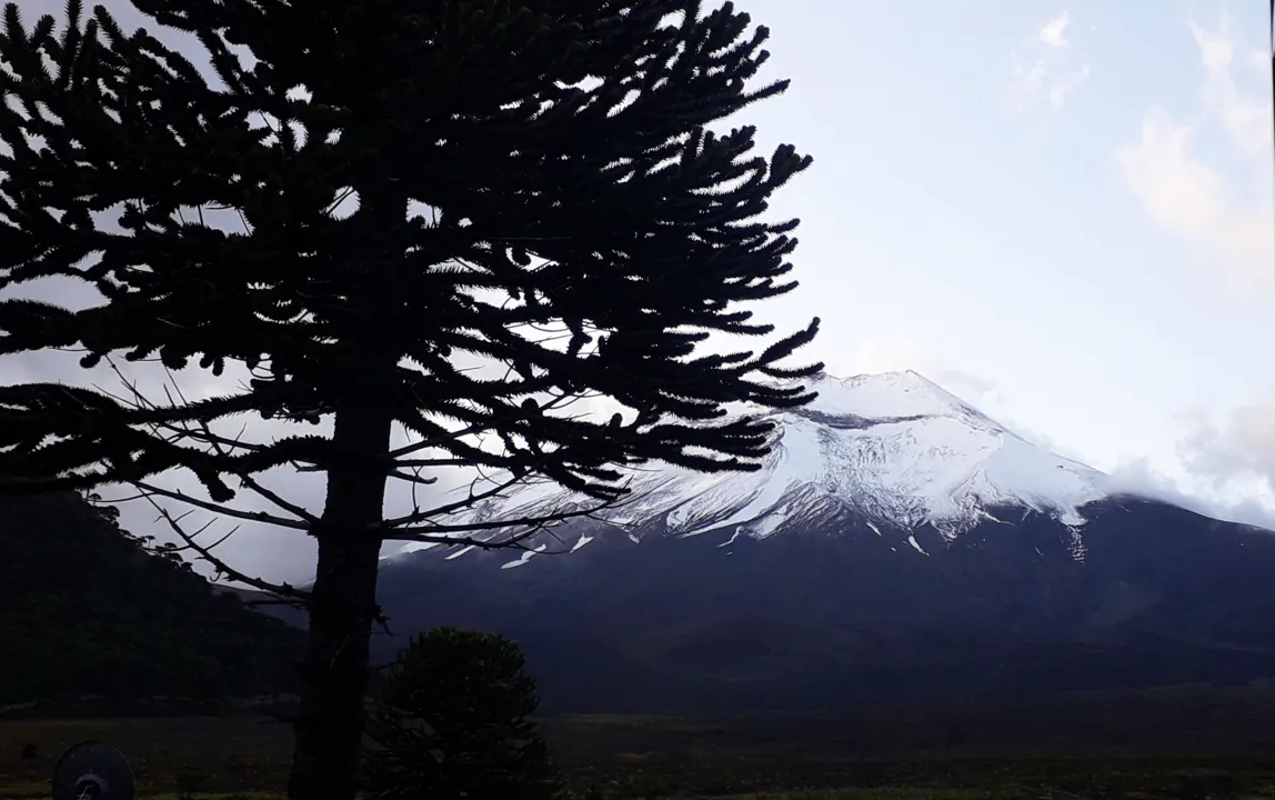 Vulcão Lonquimay ainda guarda neve por conta do inverno prolongado | Thaís Seixas | Ag. A TARDE