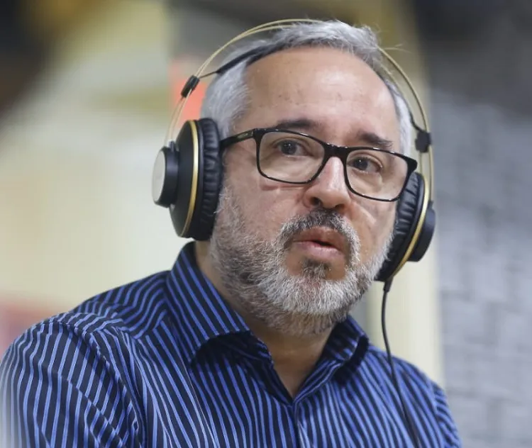 Médico Leonardo Vinhas: "A gente não opera a cabeça. A gente opera o estômago" | Foto: Rafael Martins | Ag . A TARDE