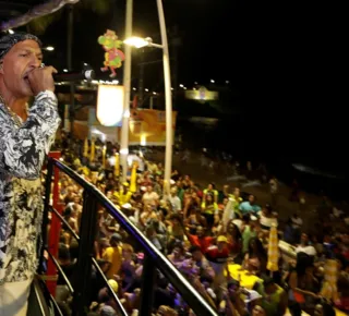 Mano Brown transforma a folia em quebrada paulista - Imagem