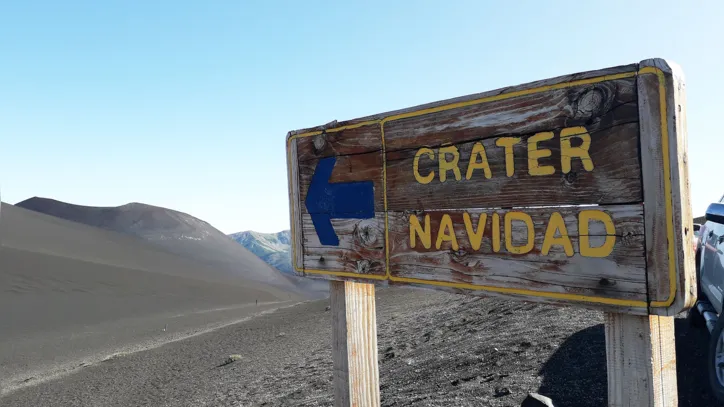 Imagem ilustrativa da imagem Expedição Chile: subida à Cratera Navidad, formada a partir de erupção vulcânica