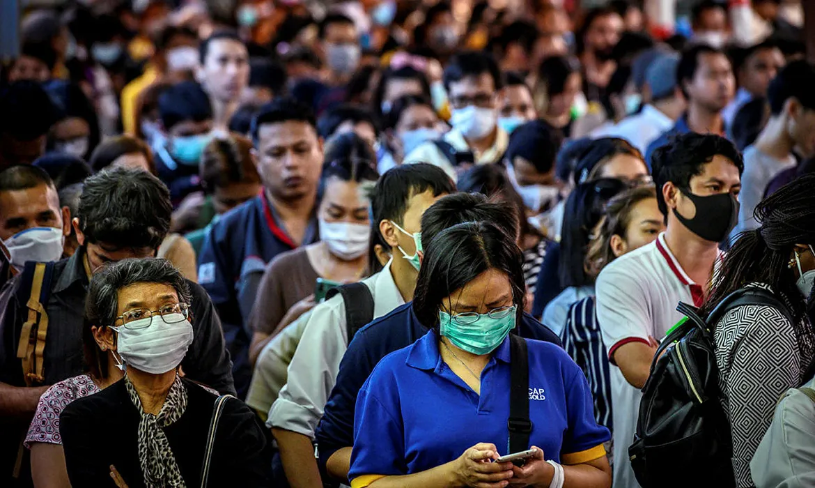 Governo brasileiro estaria irritado com demora da OMS em declarar a pandemia | Foto: Mladen Antonov | AFP