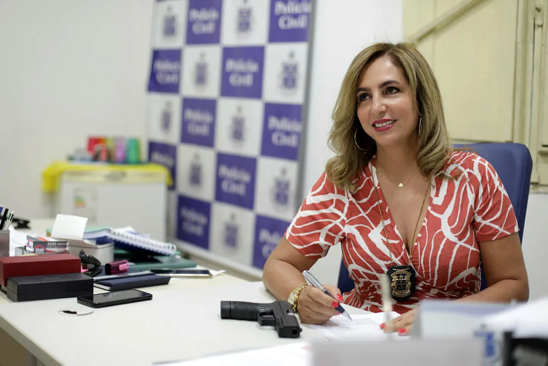 Carmen Dolores está há 25 na polícia | Foto: Adilton Venegeroles | Ag. A Tarde