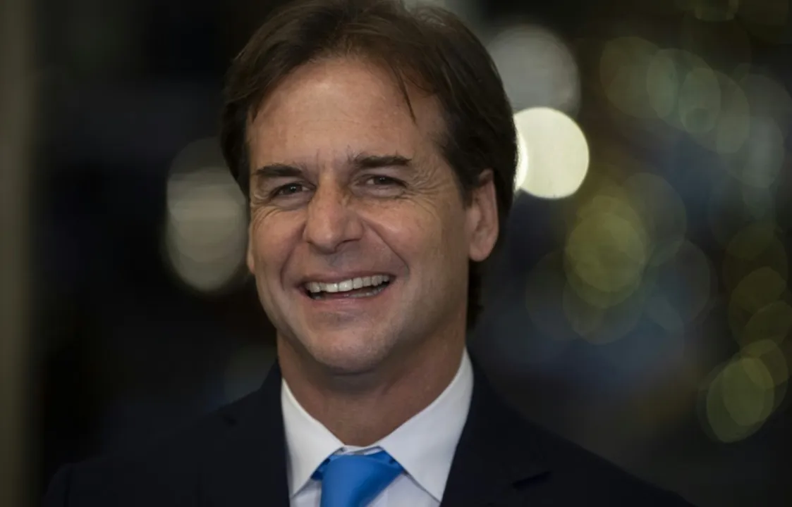 Lacalle pôs fim a 15 anos de governos da Frente Ampla | Foto: PABLO PORCIUNCULA | AFP