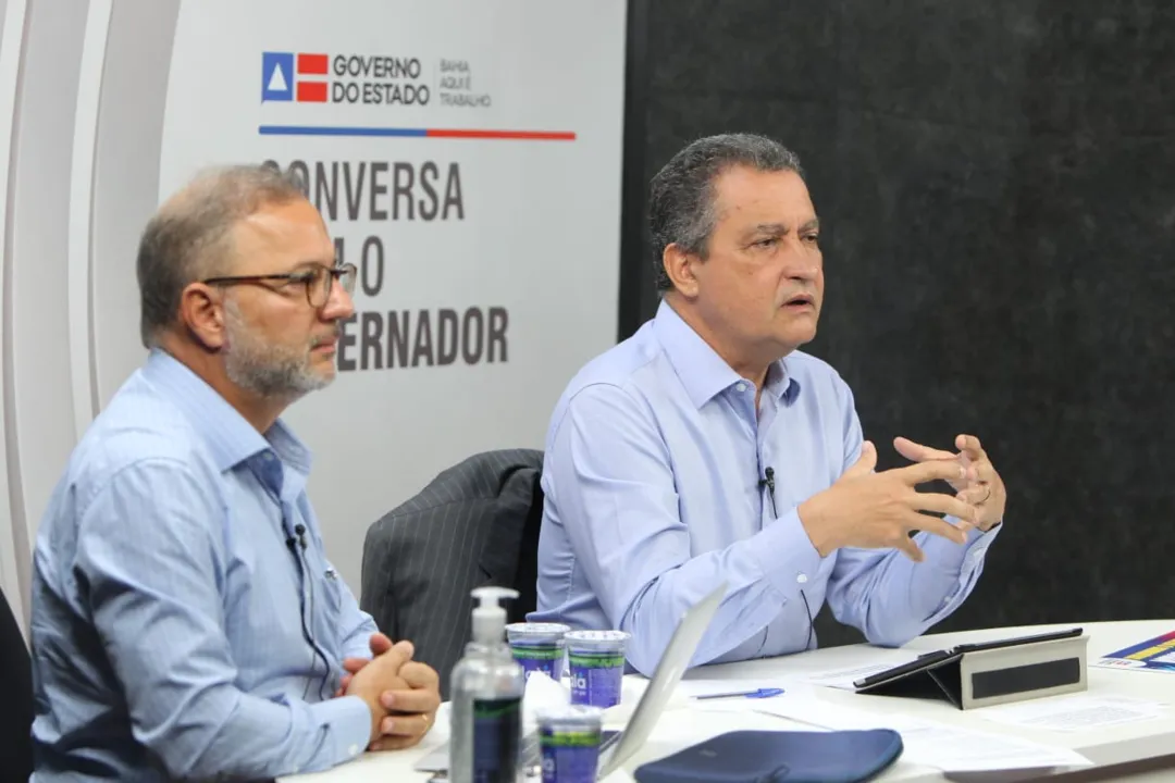 O envio de máscaras e álcool em gel para os municípios e a articulação que vem sendo feita pelo governo estadual para repasse das emendas parlamentares foram algumas questões abordadas.