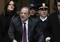 Ex-produtor de Hollywood, Harvey Weinstein é sentenciado a 23 anos de prisão