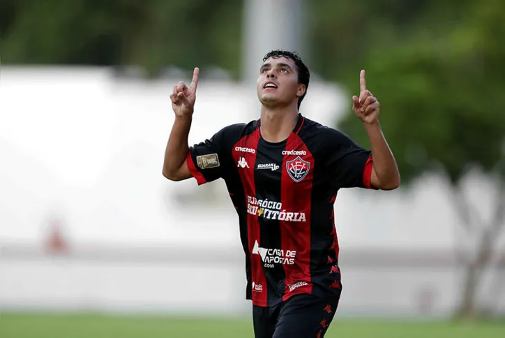 Imagem ilustrativa da imagem Vitória goleia River-PI no Barradão e se aproxima de vaga nas quartas do Nordestão