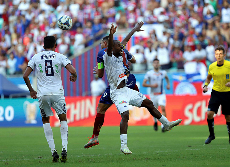 Bahia bate o Confiança e se aproxima do mata-mata na Copa do Nordeste