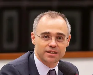 Ex-ministros e juristas criticam habeas corpus de Mendonça a favor de Weintraub