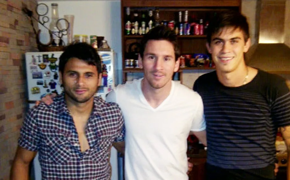 Maxi e Emanuel com o primo Lionel Messi | Foto: Arquivo Pessoal